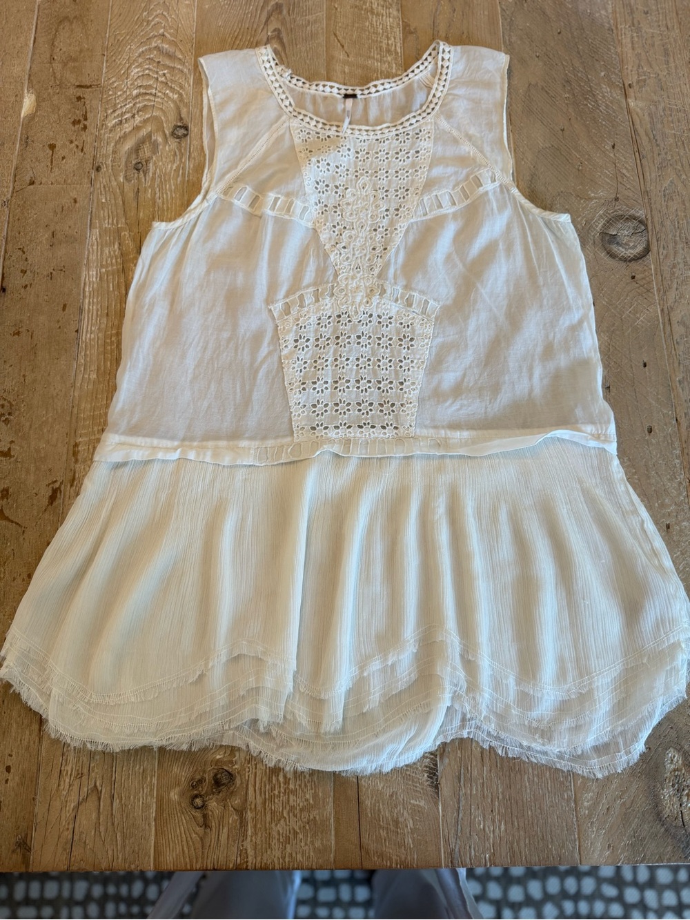 Free People Cream Crochet-Panel Sleeveless Peplum Top L - Picture 4 of 6